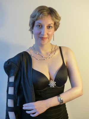 Elizabeth Tryon one shoulder photo